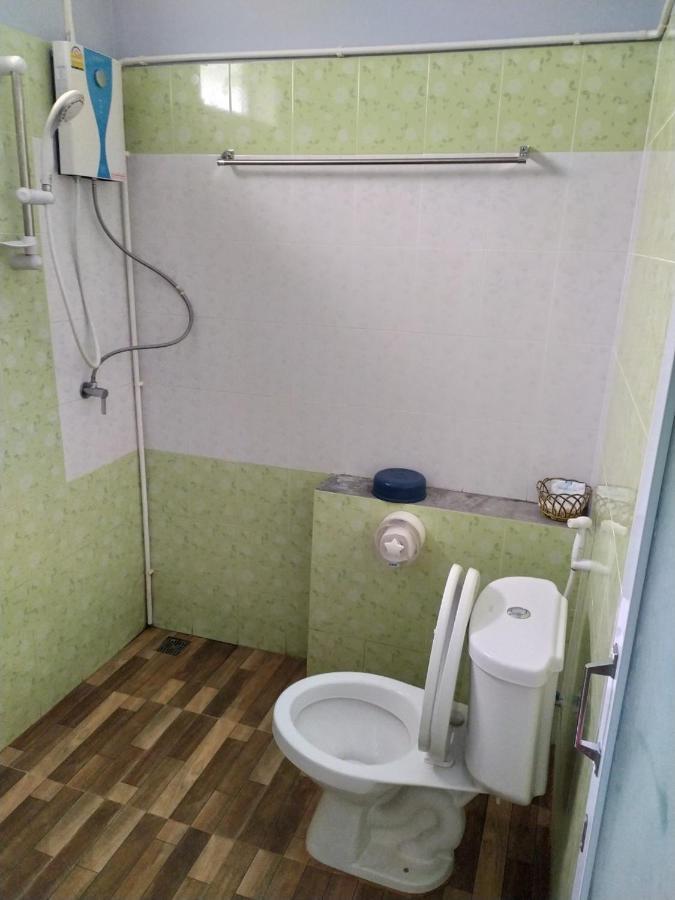 Ariya Garden Home Чумфон Екстериор снимка