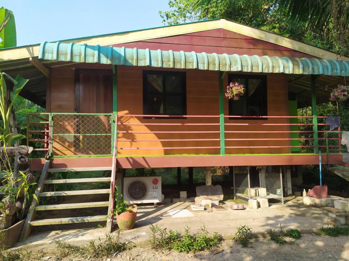 Ariya Garden Home Чумфон Екстериор снимка