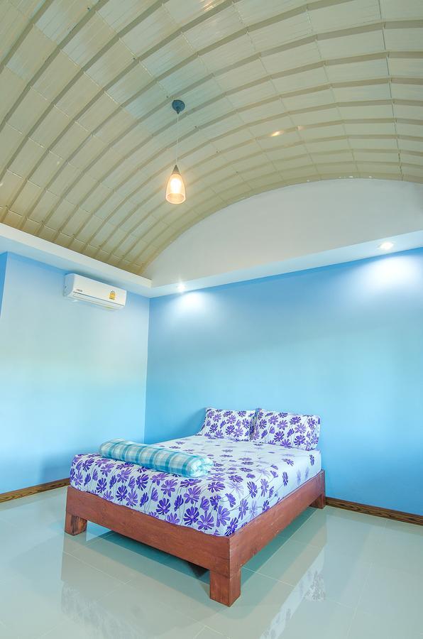 Ariya Garden Home Чумфон Екстериор снимка