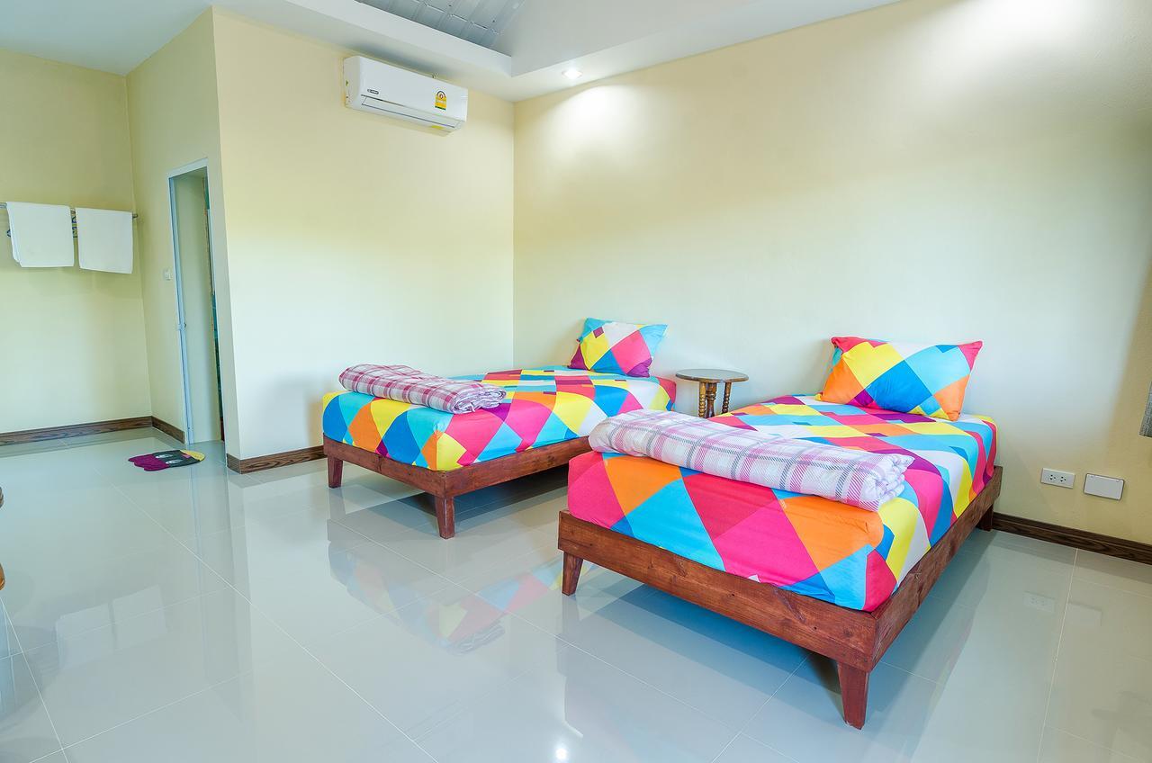 Ariya Garden Home Чумфон Екстериор снимка